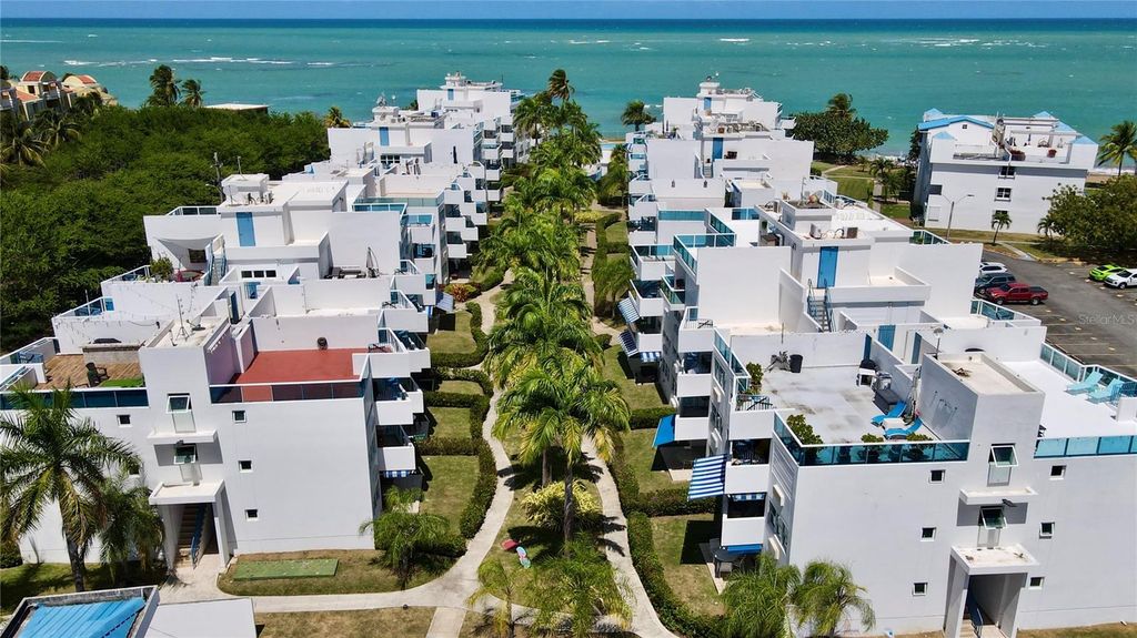 Image 1 of property listing at MedianÃa Alta COSTAMAR BEACH VILLAGE SE 304, Loiza, PR 00772