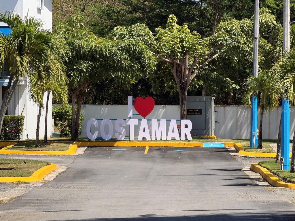 Image 17 of property listing at Medianía Alta COSTAMAR BEACH VILLAGE SE 304, Loiza, PR 00772