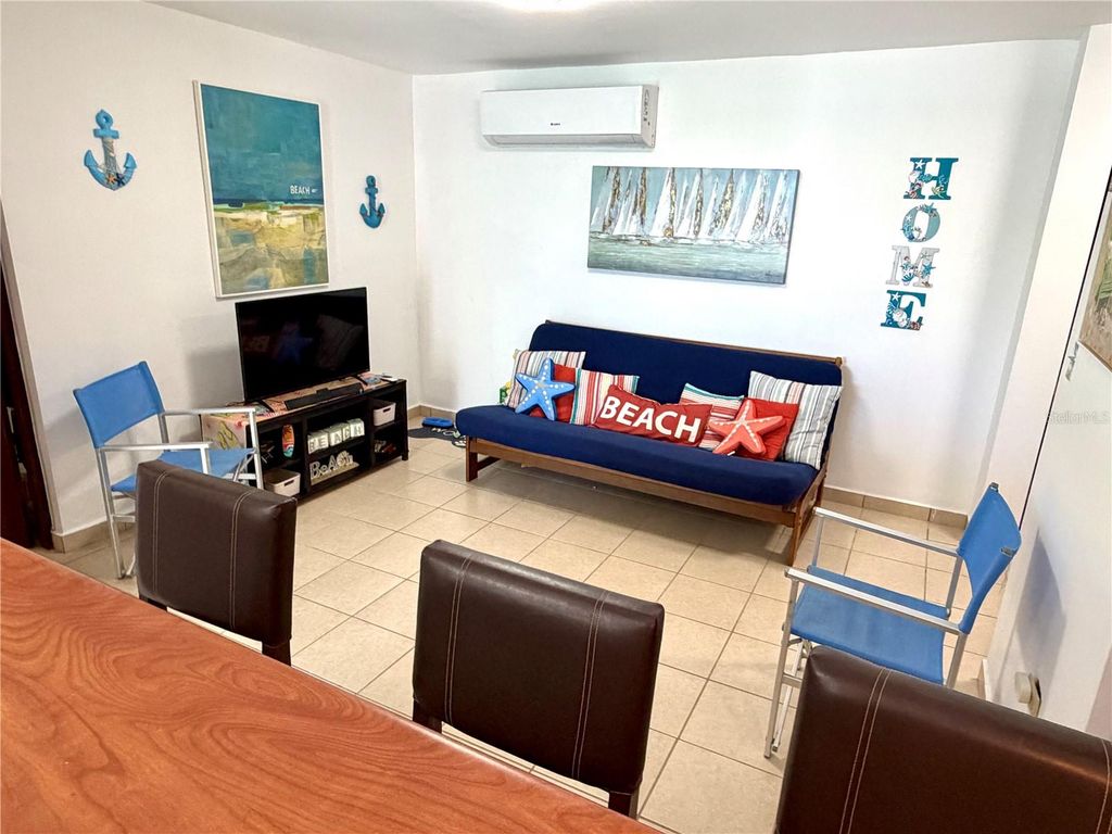 Image 5 of property listing at Medianía Alta COSTAMAR BEACH VILLAGE SE 304, Loiza, PR 00772