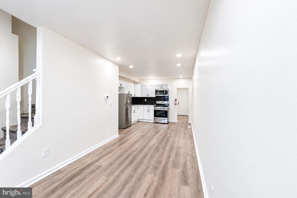518 JEFFERSON ST, CAMDEN, NJ 08104 — photo 3