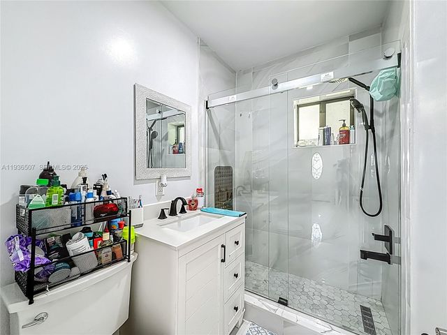 10045 SW 172nd St, Miami, FL 33157