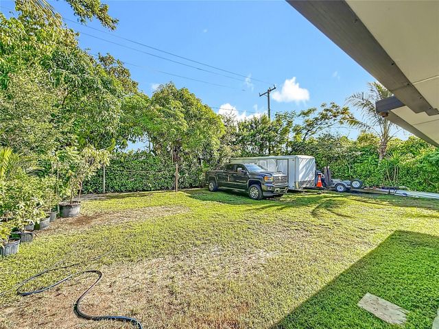 10045 SW 172nd St, Miami, FL 33157