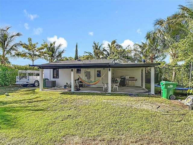 10045 SW 172nd St, Miami, FL 33157