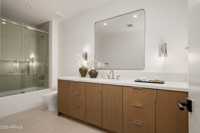 6748 E BERNEIL Lane, Paradise Valley, AZ 85253