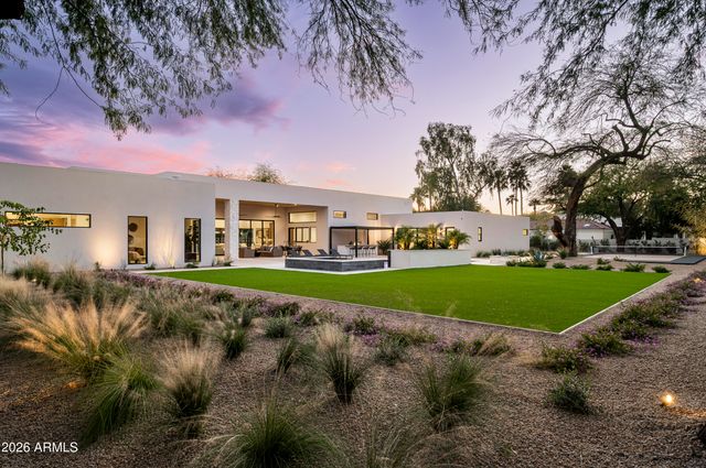 6748 E BERNEIL Lane, Paradise Valley, AZ 85253