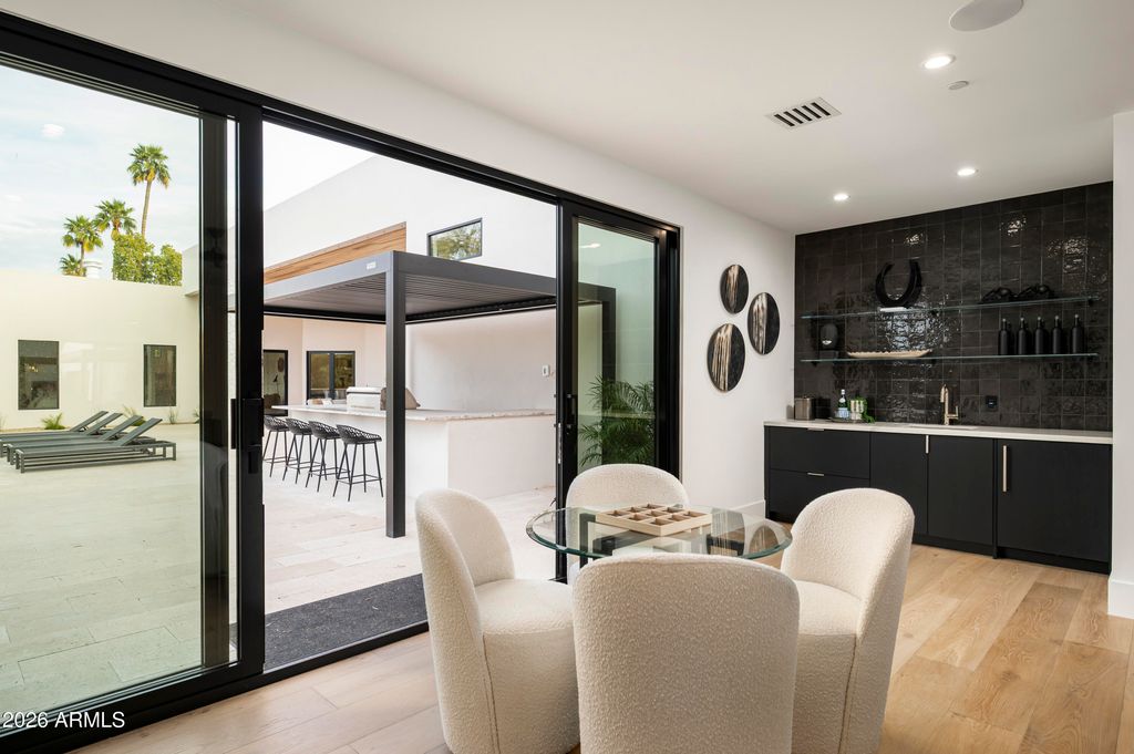 Image 44 of property listing at 6748 E BERNEIL Lane, Paradise Valley, AZ 85253