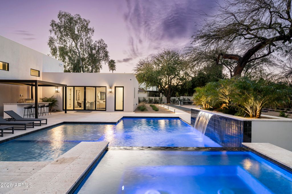 Image 58 of property listing at 6748 E BERNEIL Lane, Paradise Valley, AZ 85253