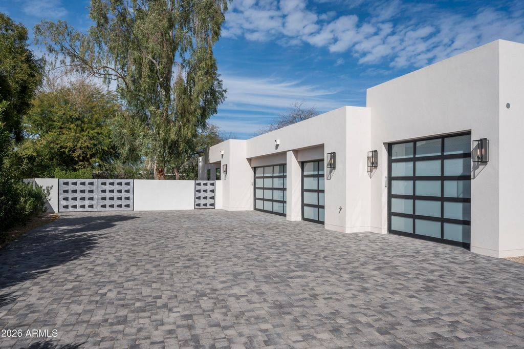 Image 82 of property listing at 6748 E BERNEIL Lane, Paradise Valley, AZ 85253