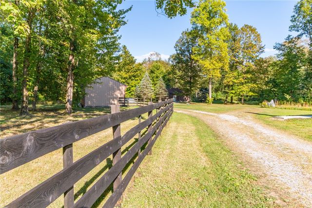 165 Haun Rd, Green Twp, PA 16134