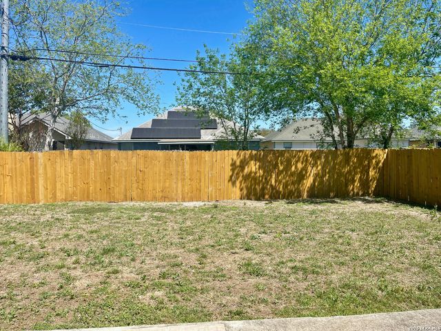 131 La Garde, San Antonio, TX 78223