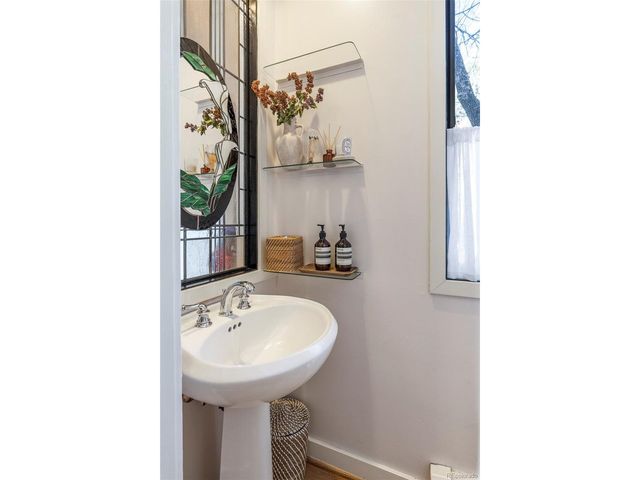 36 Castle Pines Dr, Castle Rock, CO 80108