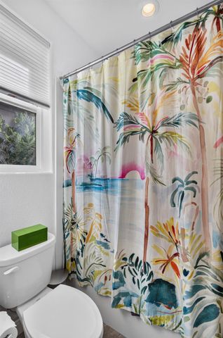 5009 Moonraker Ln, Roseville, CA 95747