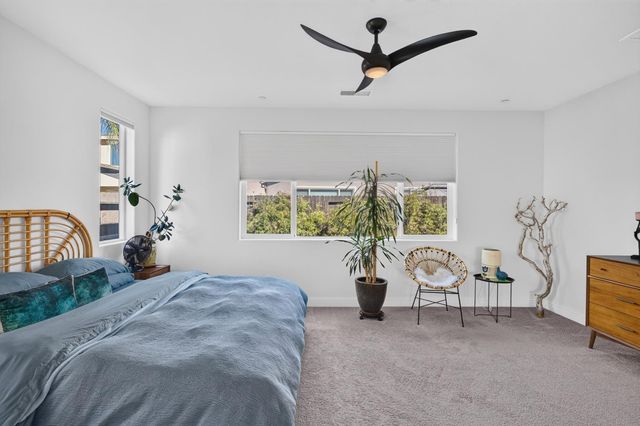 5009 Moonraker Ln, Roseville, CA 95747