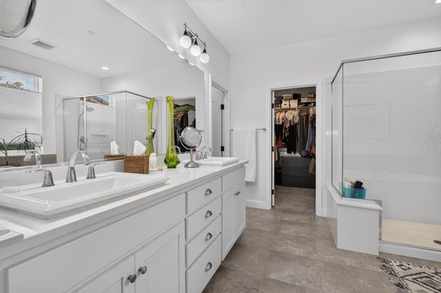 5009 Moonraker Ln, Roseville, CA 95747