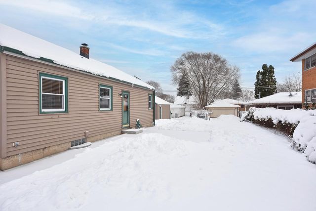 4314 N 68th STREET, Milwaukee, WI 53216