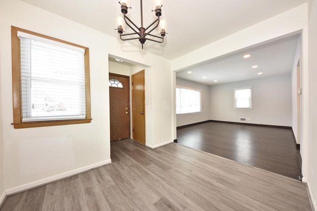 4314 N 68th STREET, Milwaukee, WI 53216