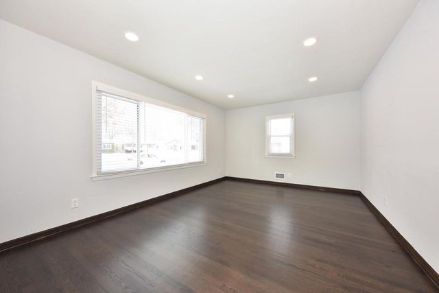 4314 N 68th STREET, Milwaukee, WI 53216