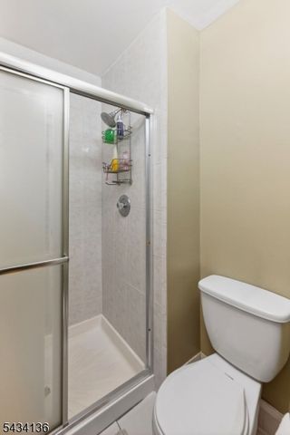 147 Picadilly Pl, Franklin Twp., NJ 08873