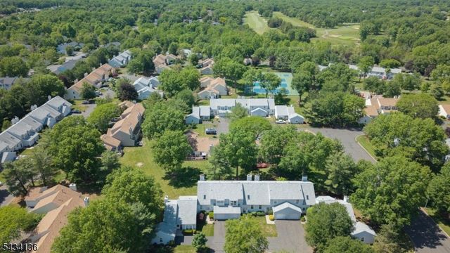 147 Picadilly Pl, Franklin Twp., NJ 08873