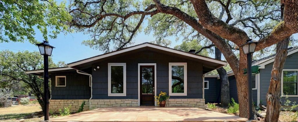 5 Concha Canyon ST, Wimberley, TX 78676