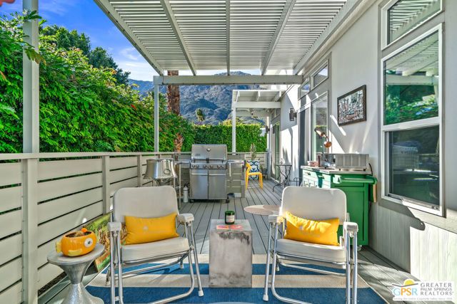 256 Lei Drive, Palm Springs, CA 92264