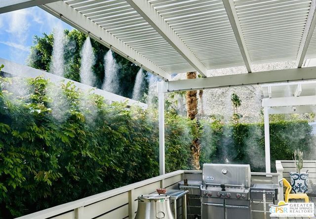 256 Lei Drive, Palm Springs, CA 92264