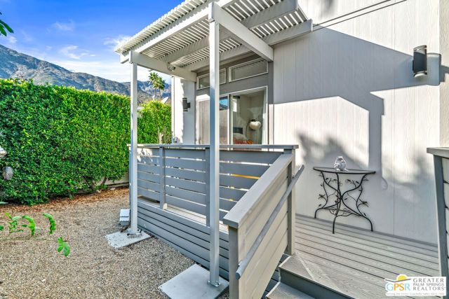256 Lei Drive, Palm Springs, CA 92264