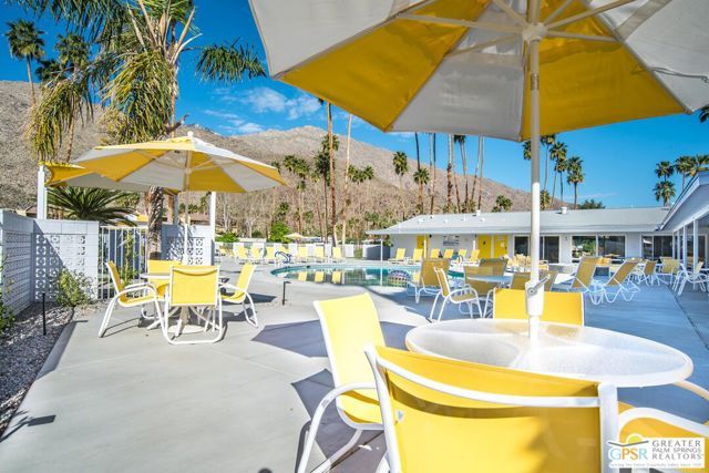 256 Lei Drive, Palm Springs, CA 92264