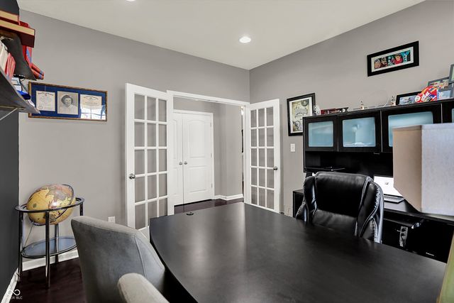 6412 Silver Maple Way, Zionsville, IN 46077