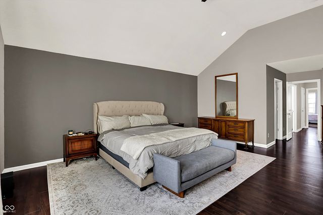 6412 Silver Maple Way, Zionsville, IN 46077