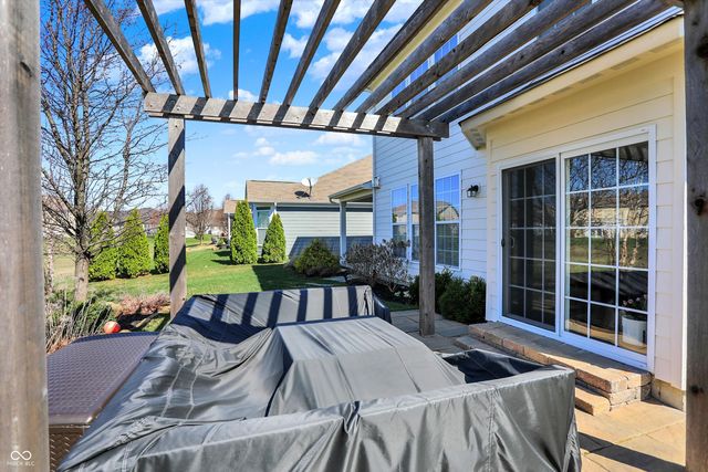 6412 Silver Maple Way, Zionsville, IN 46077