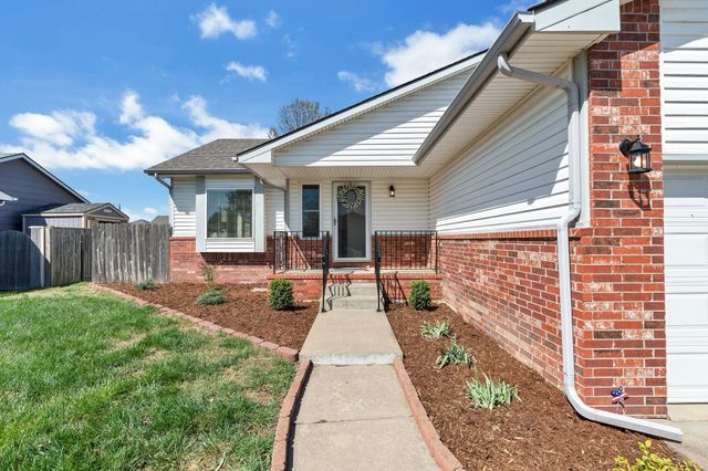 805 N Bay Country, Wichita, KS 67235