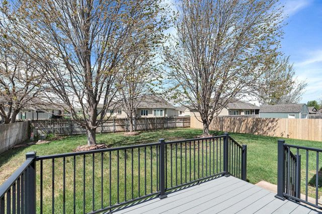 805 N Bay Country, Wichita, KS 67235