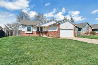 805 N Bay Country, Wichita, KS 67235