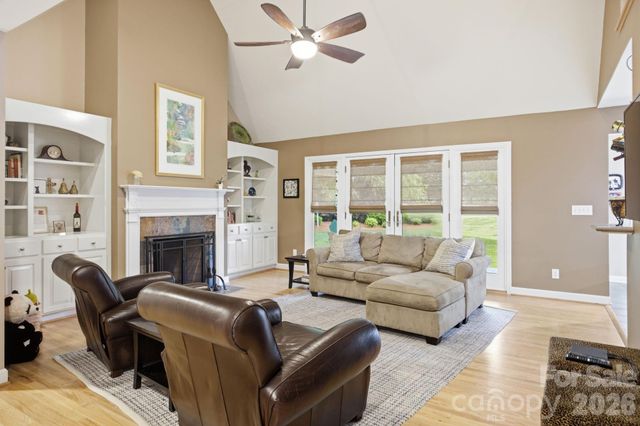 242 Mallard Way, Mooresville, NC 28117