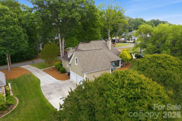 242 Mallard Way, Mooresville, NC 28117