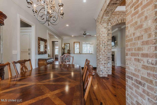 105 Bristol Drive, Madison, MS 39110