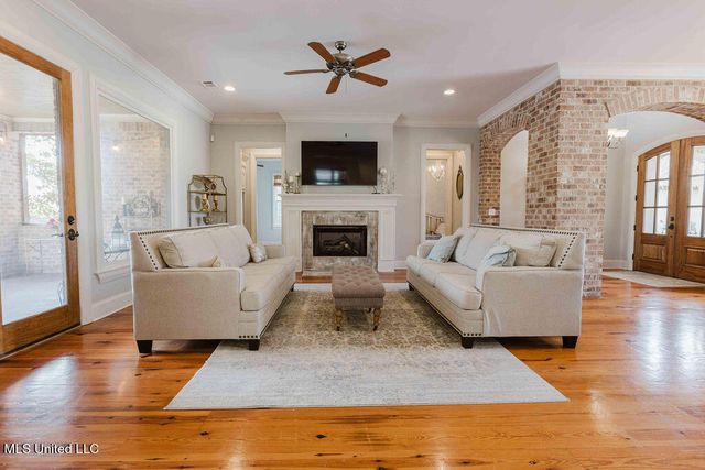 105 Bristol Drive, Madison, MS 39110