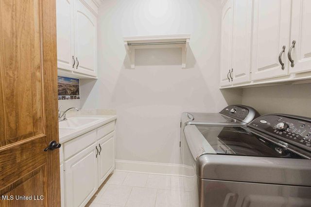 105 Bristol Drive, Madison, MS 39110