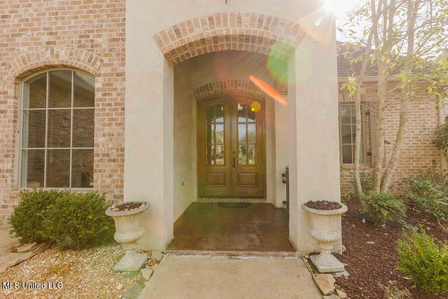 105 Bristol Drive, Madison, MS 39110