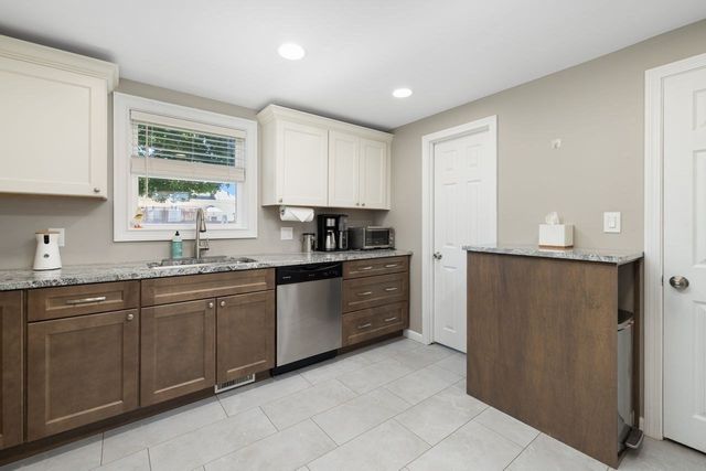 14 Sibley, Attleboro, MA 02703