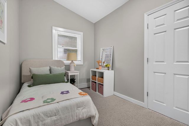 67 Trefton Dr, Braintree, MA 02184