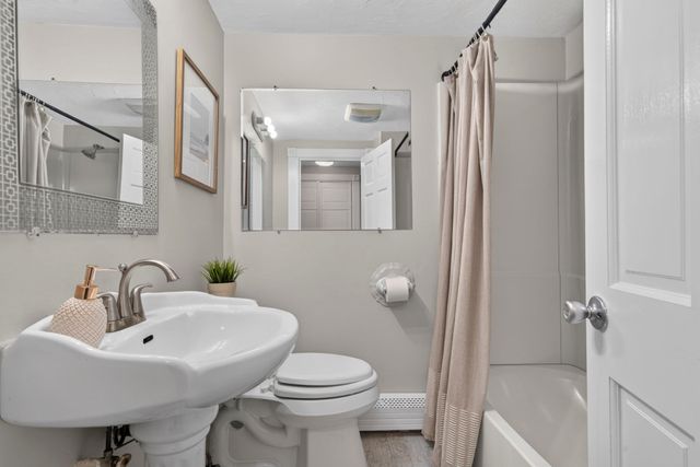 67 Trefton Dr, Braintree, MA 02184