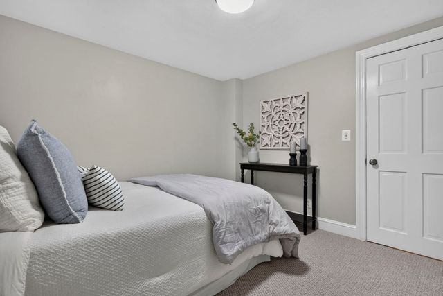 67 Trefton Dr, Braintree, MA 02184