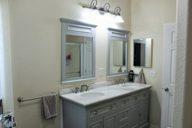 5641 JANICE Avenue, Pahrump, NV 89060