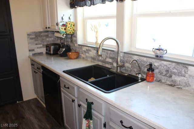 5641 JANICE Avenue, Pahrump, NV 89060