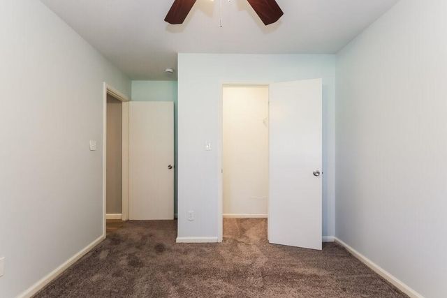 318 Lazy Lane, Montgomery, TX 77356