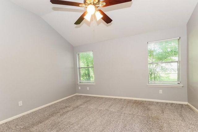318 Lazy Lane, Montgomery, TX 77356