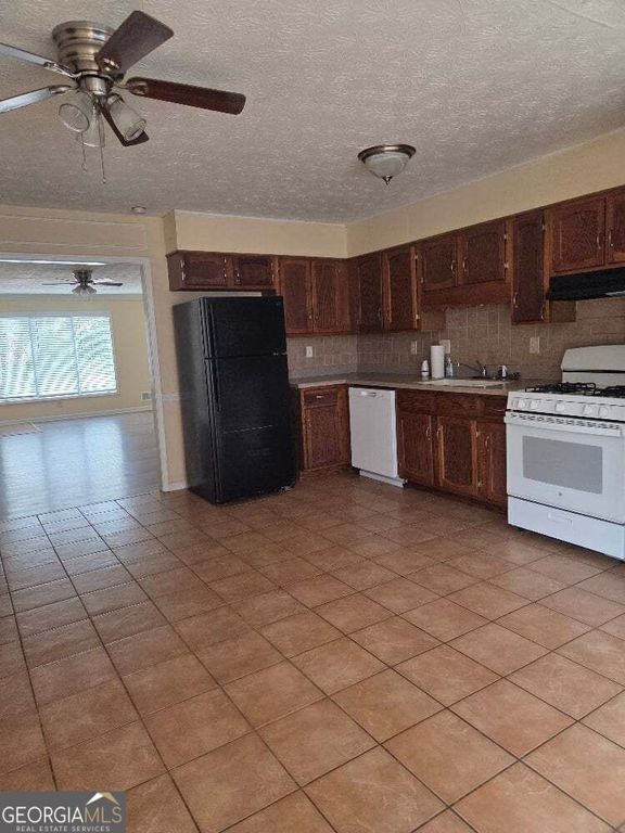 2118 Fieldstone View Court, Conyers, GA 30013 — photo 5