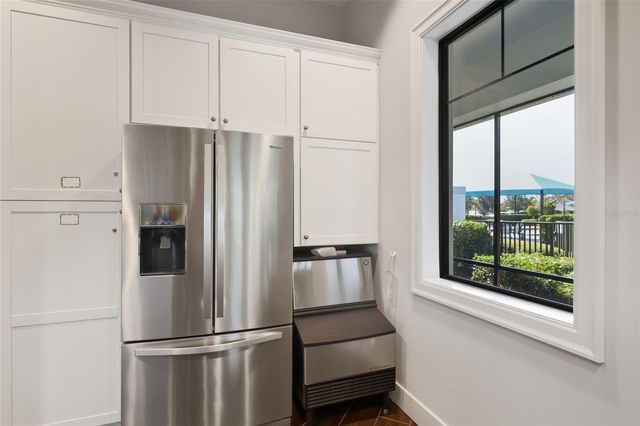 12294 MYRTLE BAY COURT, Sarasota, FL 34238